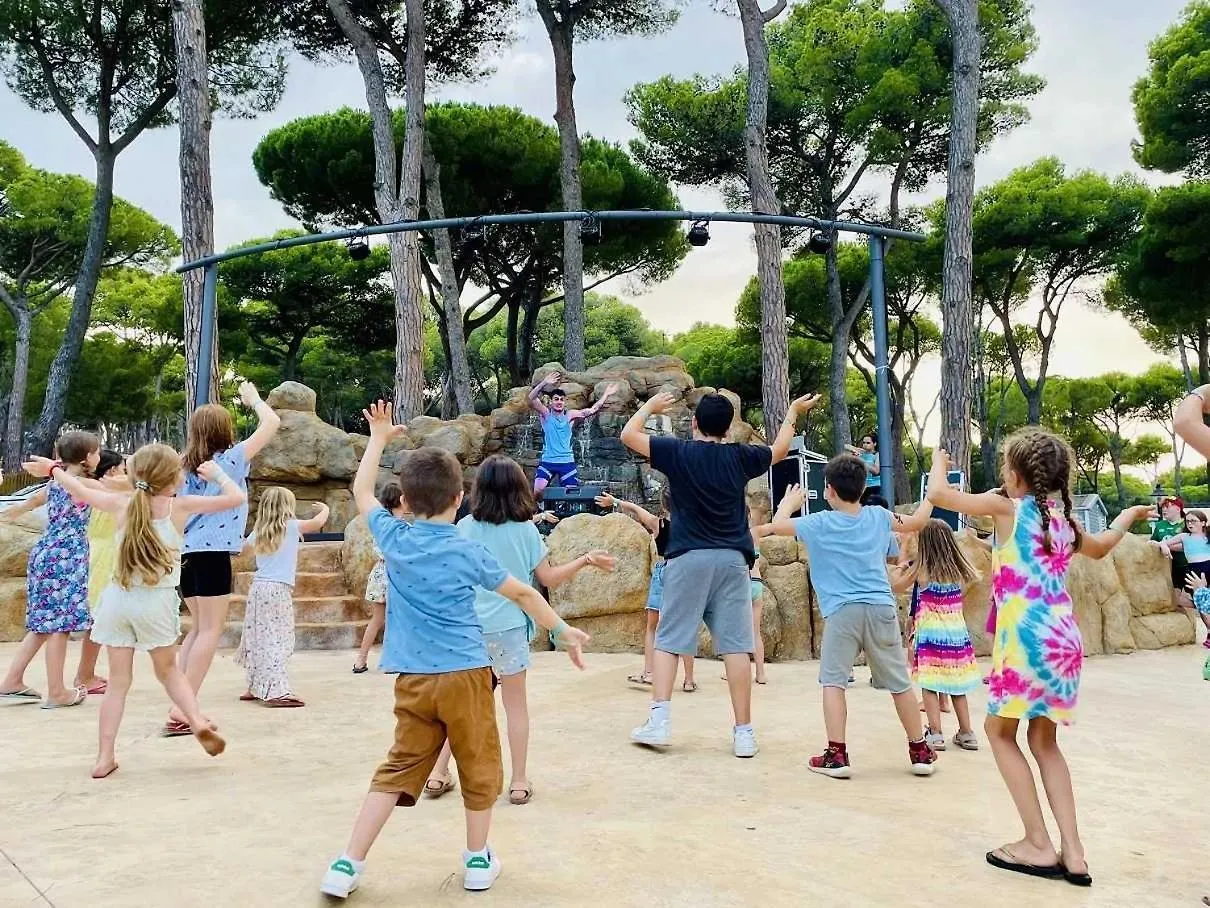 Camping 4 Etoiles - Parc Aquatique - Ccafefi Pals 0*,